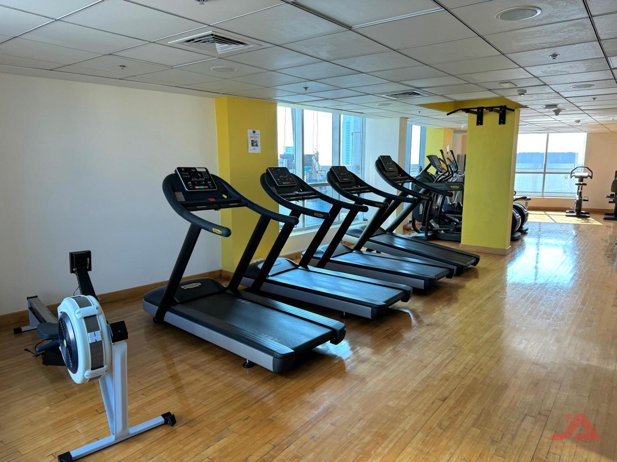 Cozy Marina & Sea View Apt In Bay Central Tower Dubai Marina With Modern Gym & Pool, Steps To Beach & Metro Dış mekan fotoğraf