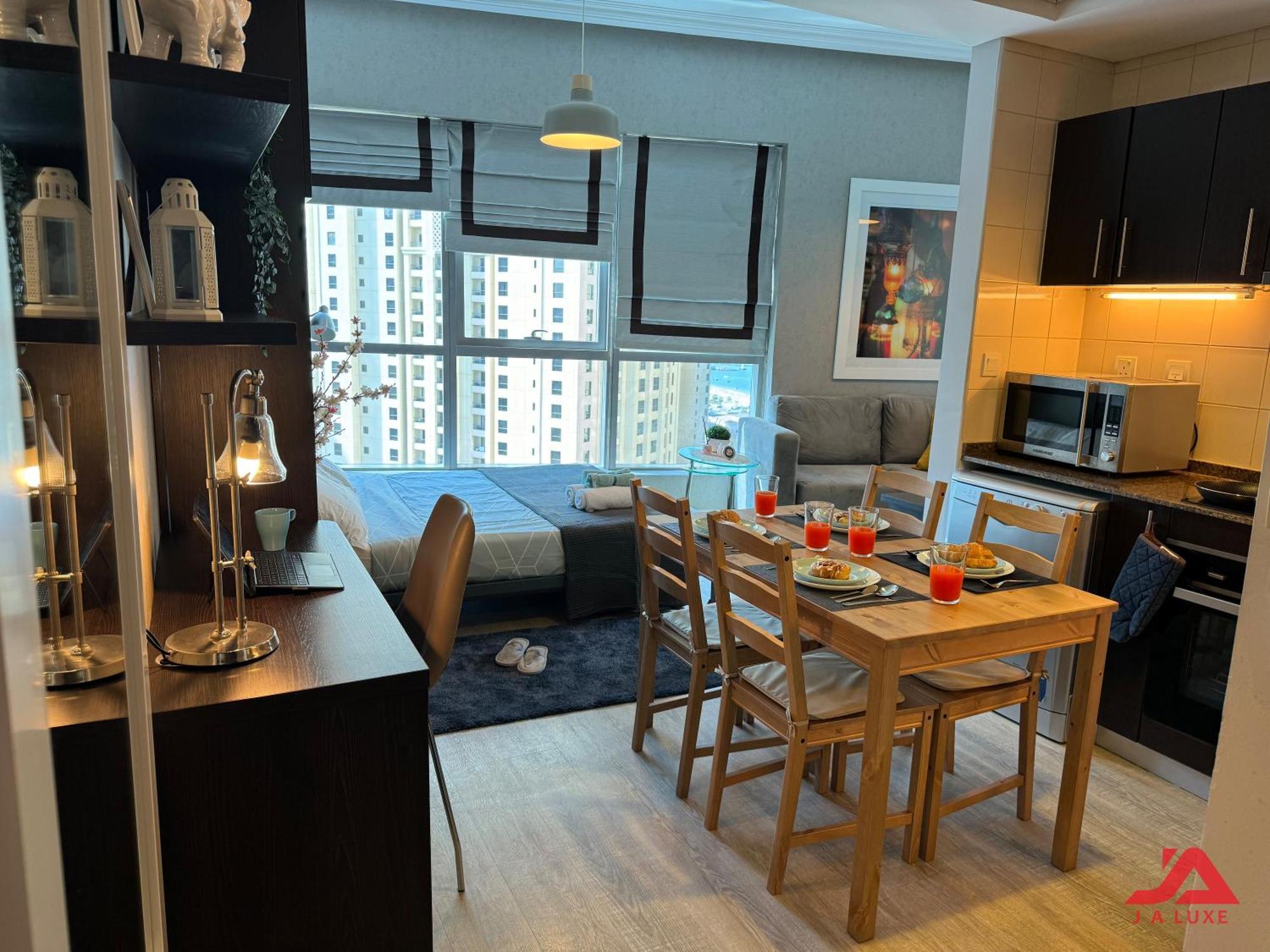Cozy Marina & Sea View Apt In Bay Central Tower Dubai Marina With Modern Gym & Pool, Steps To Beach & Metro Dış mekan fotoğraf