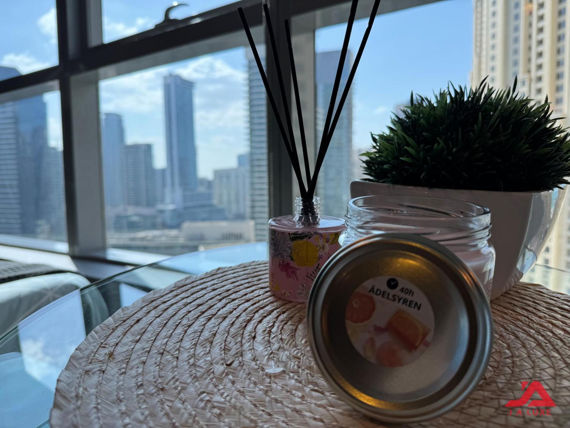 Cozy Marina & Sea View Apt In Bay Central Tower Dubai Marina With Modern Gym & Pool, Steps To Beach & Metro Dış mekan fotoğraf