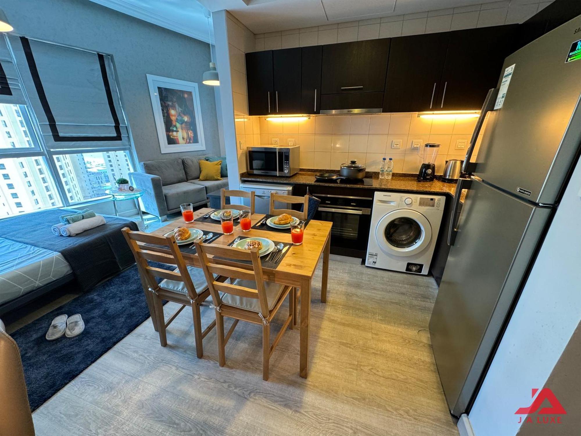 Cozy Marina & Sea View Apt In Bay Central Tower Dubai Marina With Modern Gym & Pool, Steps To Beach & Metro Dış mekan fotoğraf